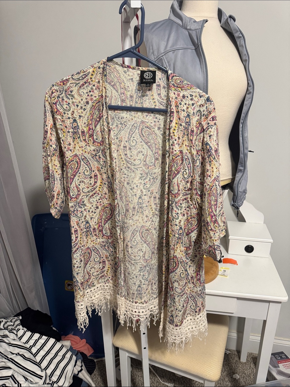 bobeau Cream Paisley Open-Front Kimono with Pink & Blue Accents